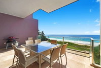 Beach and Ocean Front Penthouse with Wifi and Parking