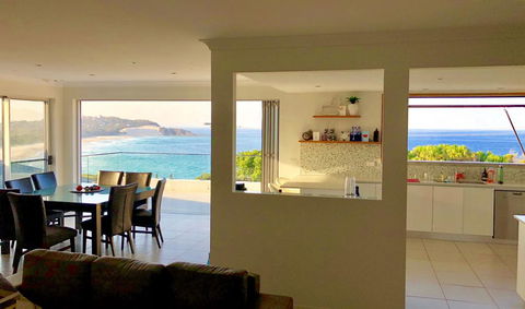BEACH BREAK, 34 CLIFF ROAD - Sunshine Coast Tourism 3