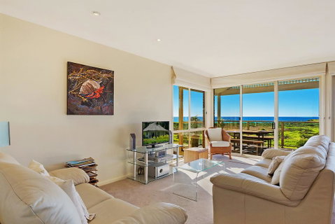 Beach Breakers Apartment - Stunning Views - Sunshine Coast Tourism 0