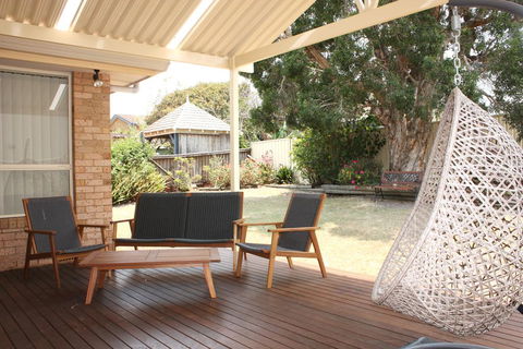 BEACH COMBER - Sunshine Coast Tourism 2