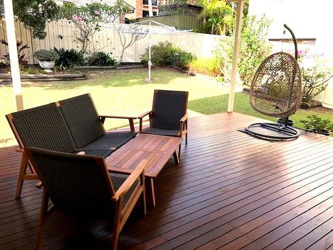 BEACH COMBER - Sunshine Coast Tourism 3