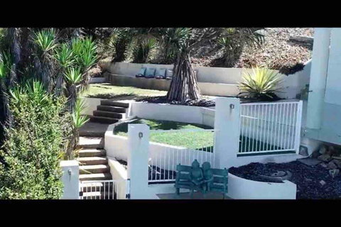 Beach Front Pandanus Cove - Holiday Sunshine Coast 3