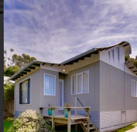 Beach House Getaway 1 - Sunshine Coast Tourism 0