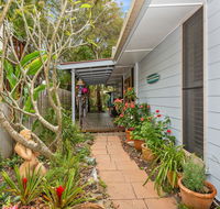 BEACH RETREAT - Sunshine Coast Tourism