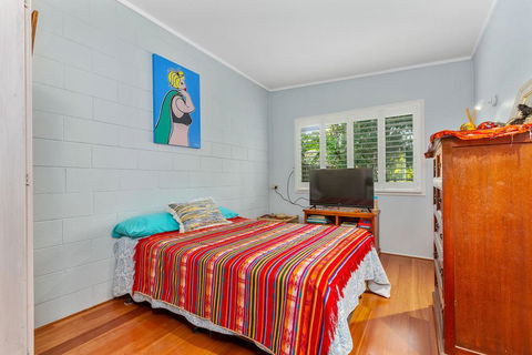 BEACH RETREAT - Sunshine Coast Tourism 3
