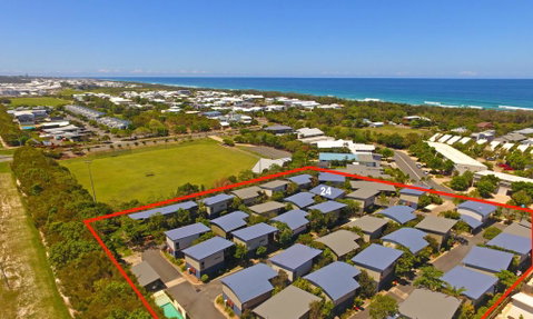 Beach Shack 24 Casuarina - Sunshine Coast Tourism 0