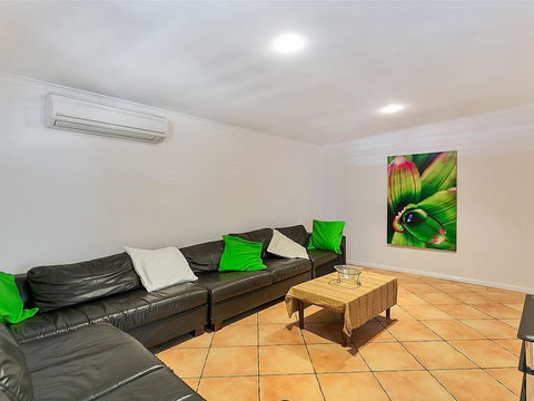 Beachcomber Trinity Beach - Holiday Sunshine Coast 2