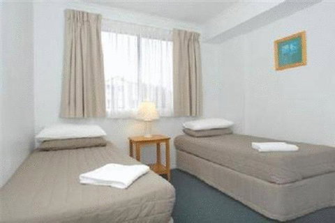 Beaches Holiday Resort - Sunshine Coast Tourism 0