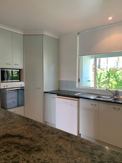 Beaches Port Douglas Holiday Apartments Book Here With The Onsite Reception Team - Holiday Sunshine Coast 3