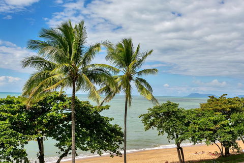 Beachfront Apartments On Trinity Beach - Holiday Sunshine Coast 1
