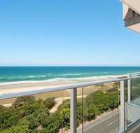 Beachfront Apt Main Beach - Holiday Sunshine Coast