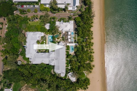 Beachfront Apt. In Alamanda Beachfront Resort (25) - Sunshine Coast Tourism 1