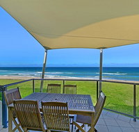 Beachfront Luxury - Sunshine Coast Tourism