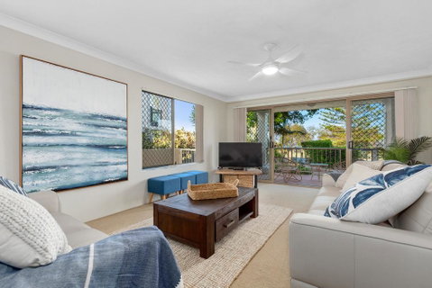 Beachfront On Marine - Sunshine Coast Tourism 3