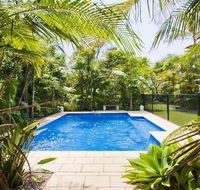 Beachfront Pool House - Absolute beachfront - Holiday Sunshine Coast