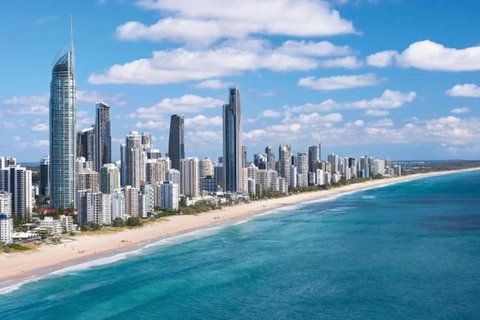 Beachfront Retro Apartment In Surfers Paradise - Sunshine Coast Tourism 1