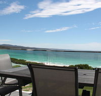 BEACHHOUSE BINALONG Luxury waterfront holiday house at Bay of Fires - Holiday Sunshine Coast