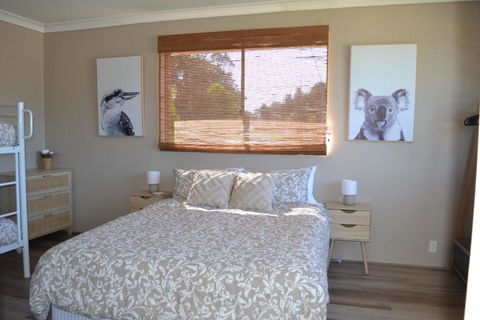Rio Rita Ocean View Apartments - Sunshine Coast Tourism 0