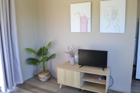 Rio Rita Ocean View Apartments - Sunshine Coast Tourism 2
