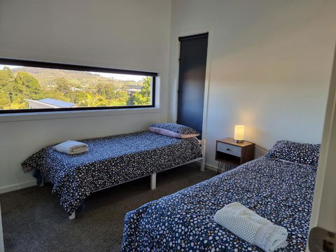 RESIDENTIAL 4 BEDROOM House - Sunshine Coast Tourism 3