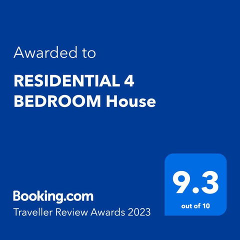 RESIDENTIAL 4 BEDROOM House - Sunshine Coast Tourism 1