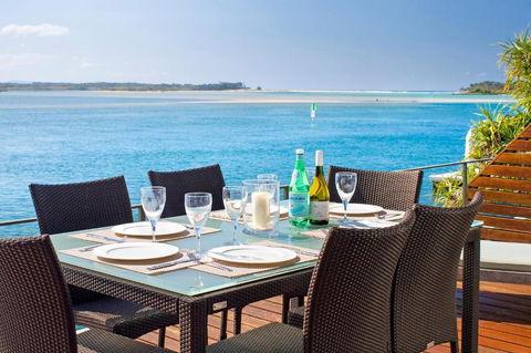 Riverfront Apartment, Perfect Location - Sunshine Coast Tourism 0