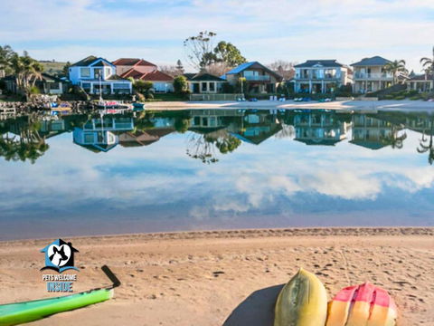 Renovated Beautiful Holiday Home With A Private Beach & Stunning Views! - Sunshine Coast Tourism 0