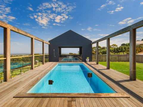 Red Hill Ridgeview Luxury Retreat - Holiday Sunshine Coast 0