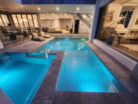 Red Sands Retreat - Sunshine Coast Tourism 0