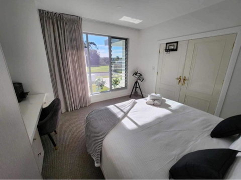 Red Sands Retreat - Sunshine Coast Tourism 3