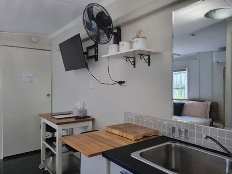 Redcliffe Homestay - Sunshine Coast Tourism 3