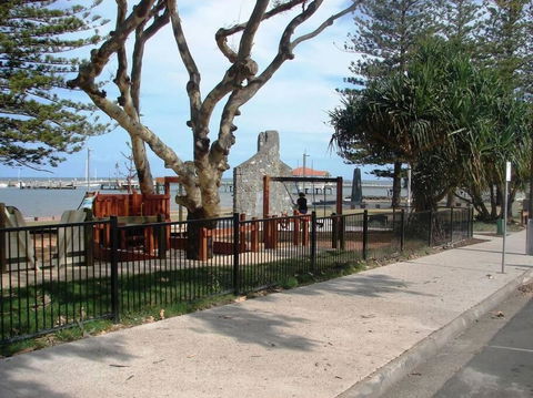Redcliffe Villa - Sunshine Coast Tourism 2