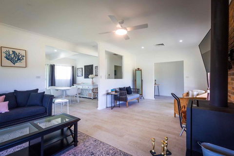 Redims Hill Cottage - Holiday Sunshine Coast 3