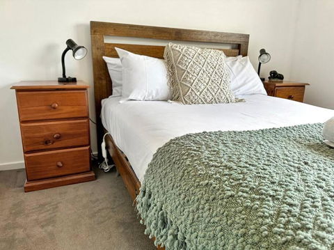 Reel Close! Walk To Everything. Sleeps 6 - Sunshine Coast Tourism 2