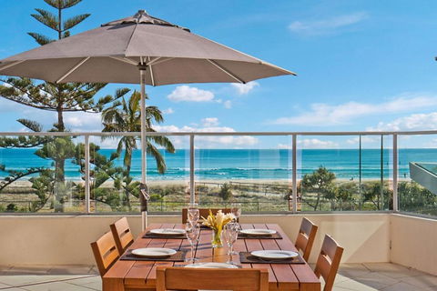 Reflections 202 - Sunshine Coast Tourism 1