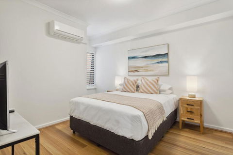 REGL20/11 - Regal In East Perth - Sunshine Coast Tourism 1
