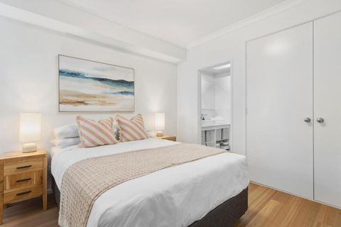 REGL20/11 - Regal In East Perth - Sunshine Coast Tourism 2
