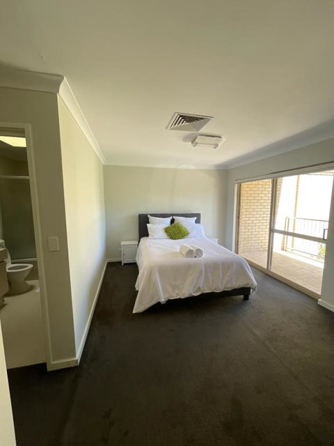 Rehoboth Homes - Holiday Sunshine Coast 1