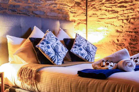 Reillys Wines Heritage Cottages - Holiday Sunshine Coast 0