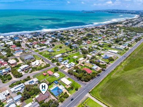 Relaxed Family Beach House - No Linen Included - Sunshine Coast Tourism 0