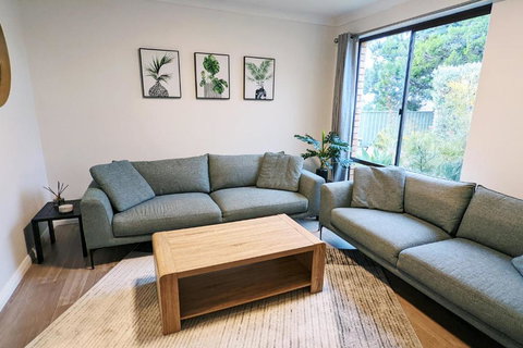 Relaxing Home Close To Nature - Holiday Sunshine Coast 1