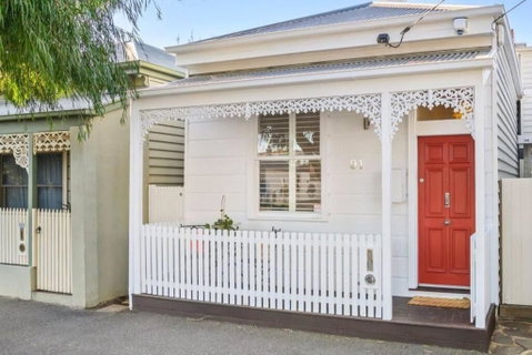 Renovated Brilliance In Bayside Albert Park - Holiday Sunshine Coast 0