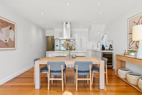 Renovated Brilliance In Bayside Albert Park - Holiday Sunshine Coast 2