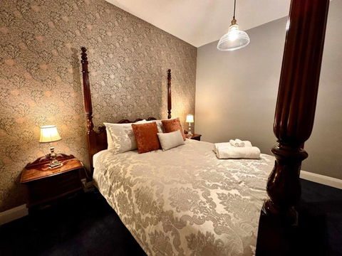 Renovated Cottage Near Cataract Gorge Launceston - Sunshine Coast Tourism 1
