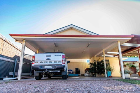 Resort On Morgan With Beautiful Private Pool, Pet Friendly - Sunshine Coast Tourism 1
