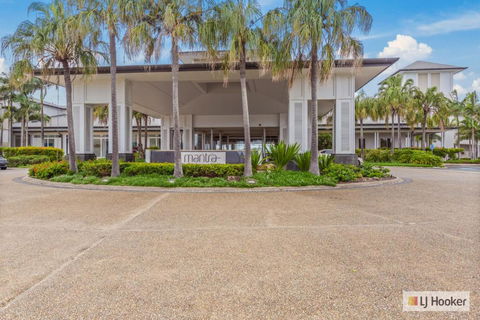 RESORT ON THE BEACH 1219/20 - Sunshine Coast Tourism 1