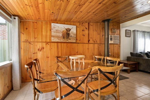 Rest & Relaxation - Sunshine Coast Tourism 3