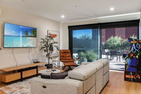 Retreat On Bellerine I Corporate Or Getaway - Sunshine Coast Tourism 1