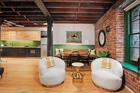 Retro Meets Industrial At Heritage Bond Store - Sunshine Coast Tourism 1