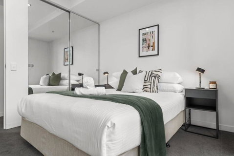 Richmond Premium Escape - Walk To The MCG - Sunshine Coast Tourism 3